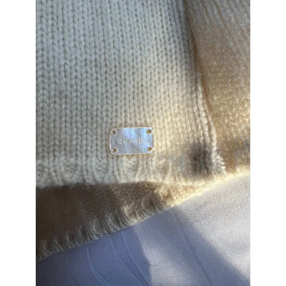 2006 Chanel Knit Cashmere Lace Cream Tank Top
